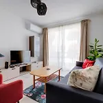 Charming Apartment, Your Perfect Getaway