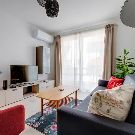 Charming Apartment, Your Perfect Getaway 음시다